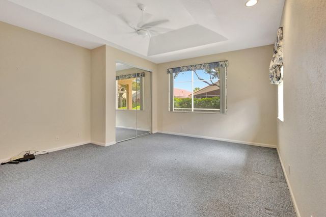 5266 Landon Circle, Boynton Beach, FL 33437
