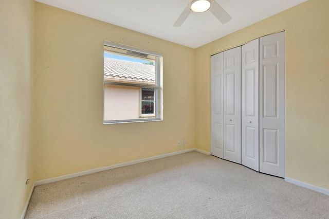 5266 Landon Circle, Boynton Beach, FL 33437