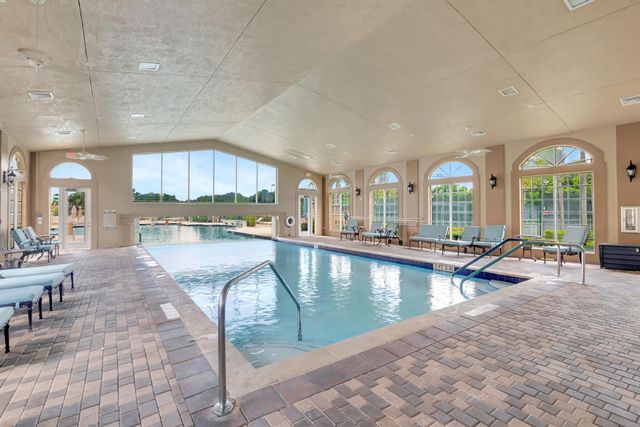5266 Landon Circle, Boynton Beach, FL 33437