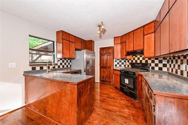5704 Woodvalley Trace, Norcross, GA 30071