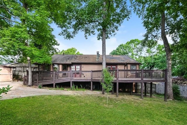 5704 Woodvalley Trace, Norcross, GA 30071