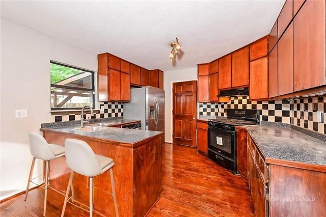 5704 Woodvalley Trace, Norcross, GA 30071