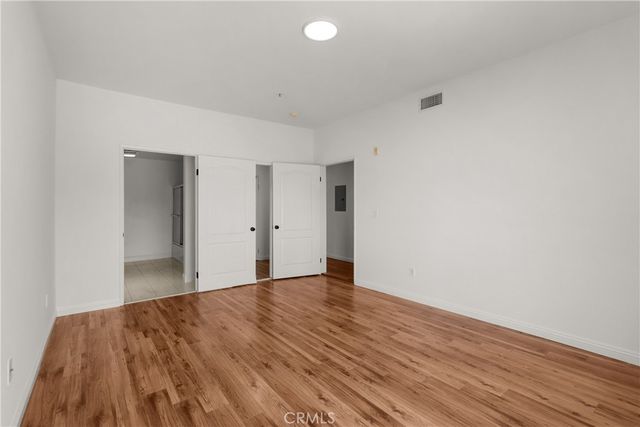 949 S Manhattan Place 203, Los Angeles, CA 90019