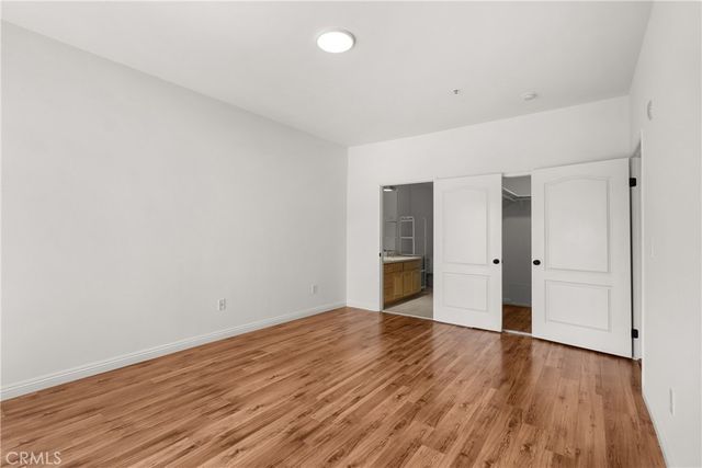 949 S Manhattan Place 203, Los Angeles, CA 90019