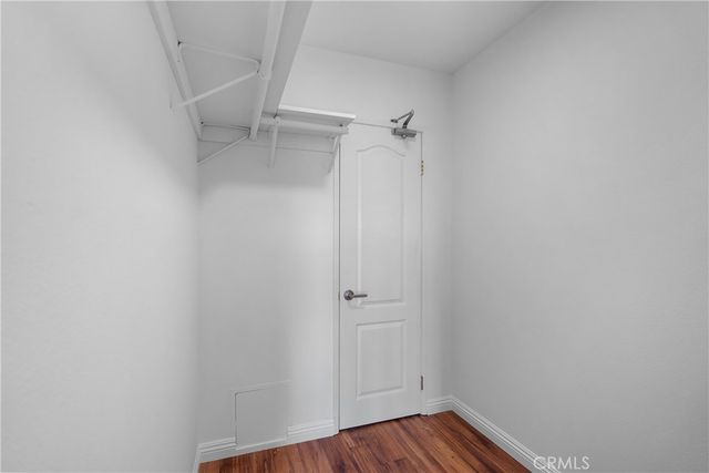 949 S Manhattan Place 203, Los Angeles, CA 90019