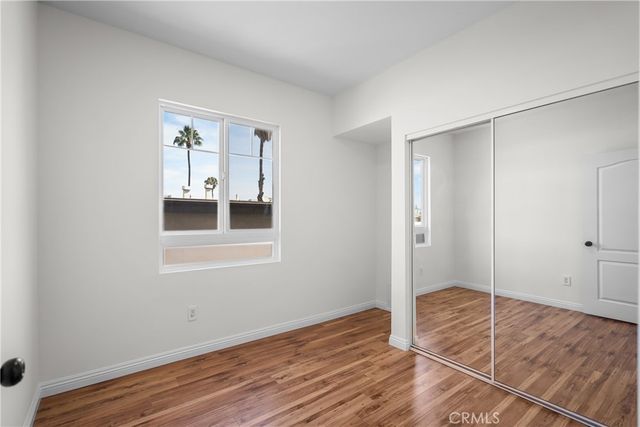 949 S Manhattan Place 203, Los Angeles, CA 90019