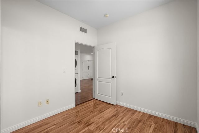 949 S Manhattan Place 203, Los Angeles, CA 90019