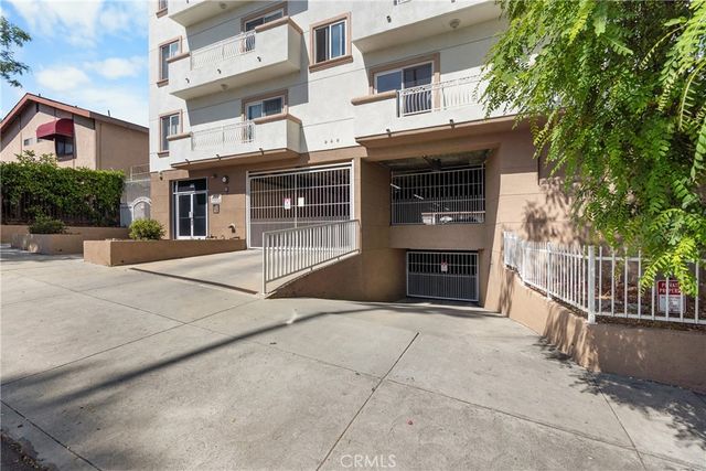 949 S Manhattan Place 203, Los Angeles, CA 90019