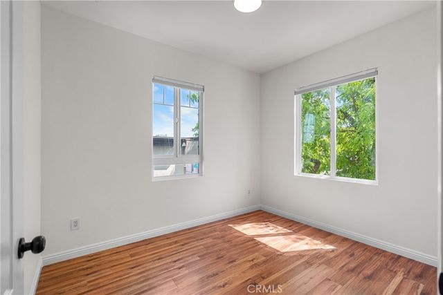 949 S Manhattan Place 203, Los Angeles, CA 90019