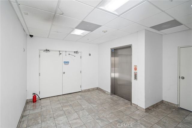949 S Manhattan Place 203, Los Angeles, CA 90019