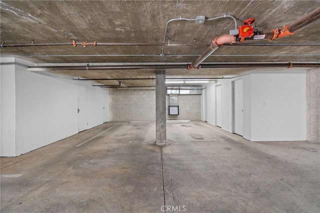 949 S Manhattan Place 203, Los Angeles, CA 90019
