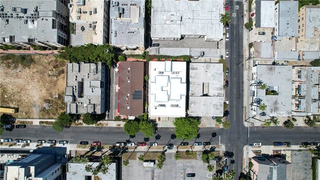 949 S Manhattan Place 203, Los Angeles, CA 90019