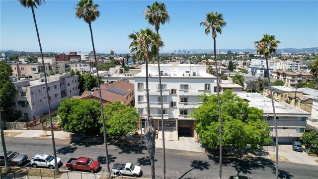 949 S Manhattan Place 203, Los Angeles, CA 90019