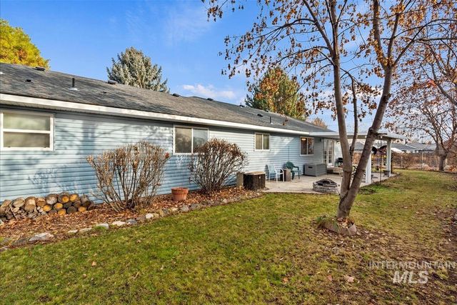 2804 Hillcrest Ln, Caldwell, ID 83605