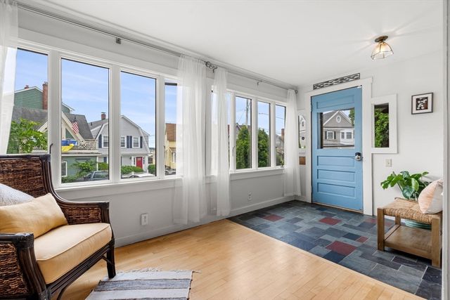 95 Bay View Ave, Salem, MA 01970