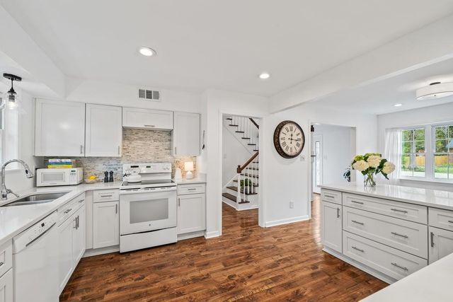 255 ANDREW WAY RD, Collierville, TN 38017