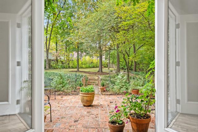 255 ANDREW WAY RD, Collierville, TN 38017