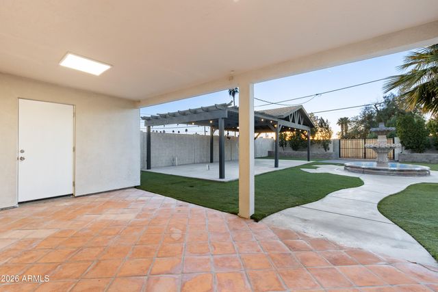 2046 N 27TH Place, Phoenix, AZ 85008