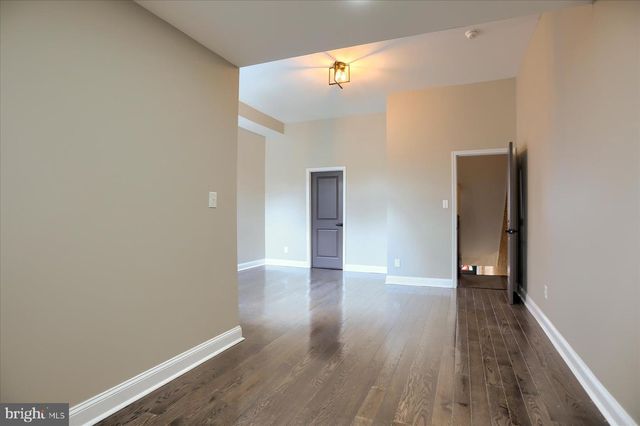 1811 MADISON AVE, Baltimore, MD 21217