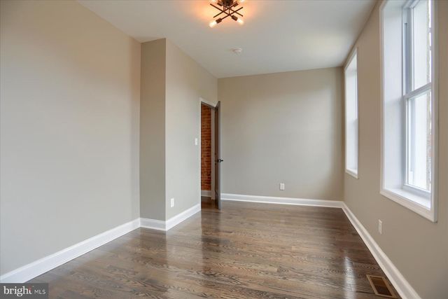 1811 MADISON AVE, Baltimore, MD 21217
