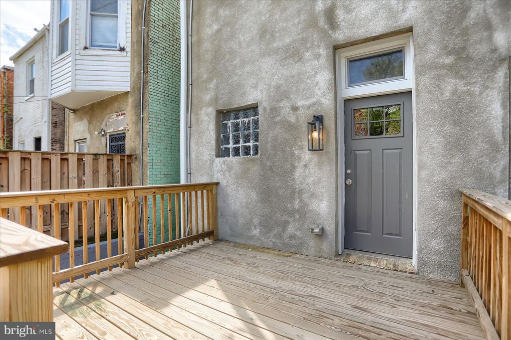 Image 34 of property listing at 1811 MADISON AVE, Baltimore, MD 21217