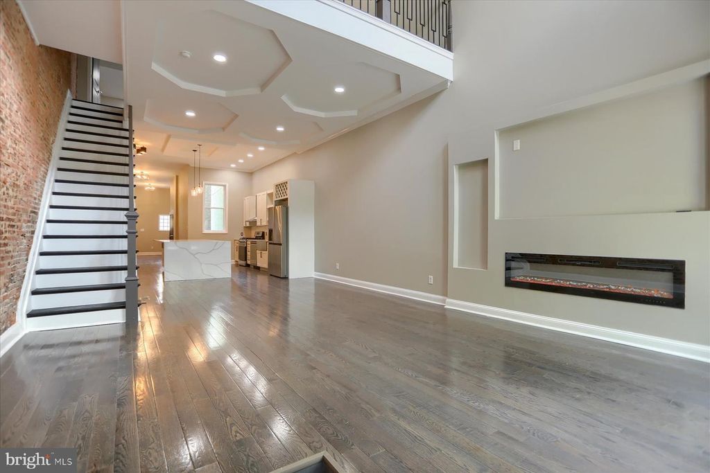 Image 4 of property listing at 1811 MADISON AVE, Baltimore, MD 21217