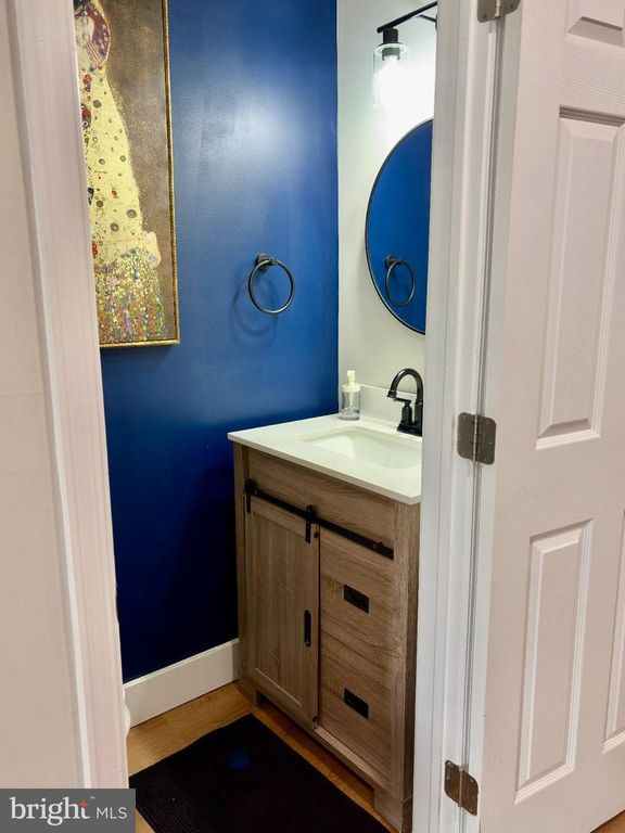 Image 11 of property listing at 129 N ROSE ST, Baltimore, MD 21224