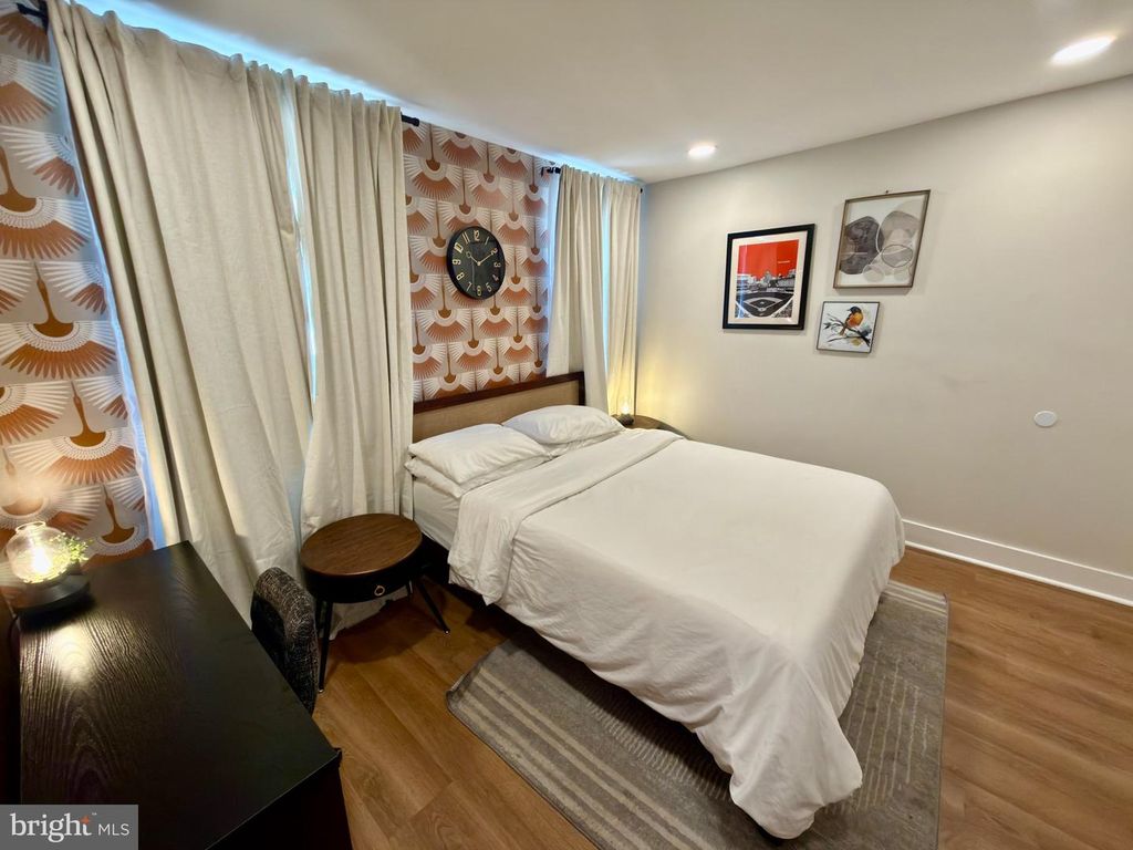 Image 14 of property listing at 129 N ROSE ST, Baltimore, MD 21224