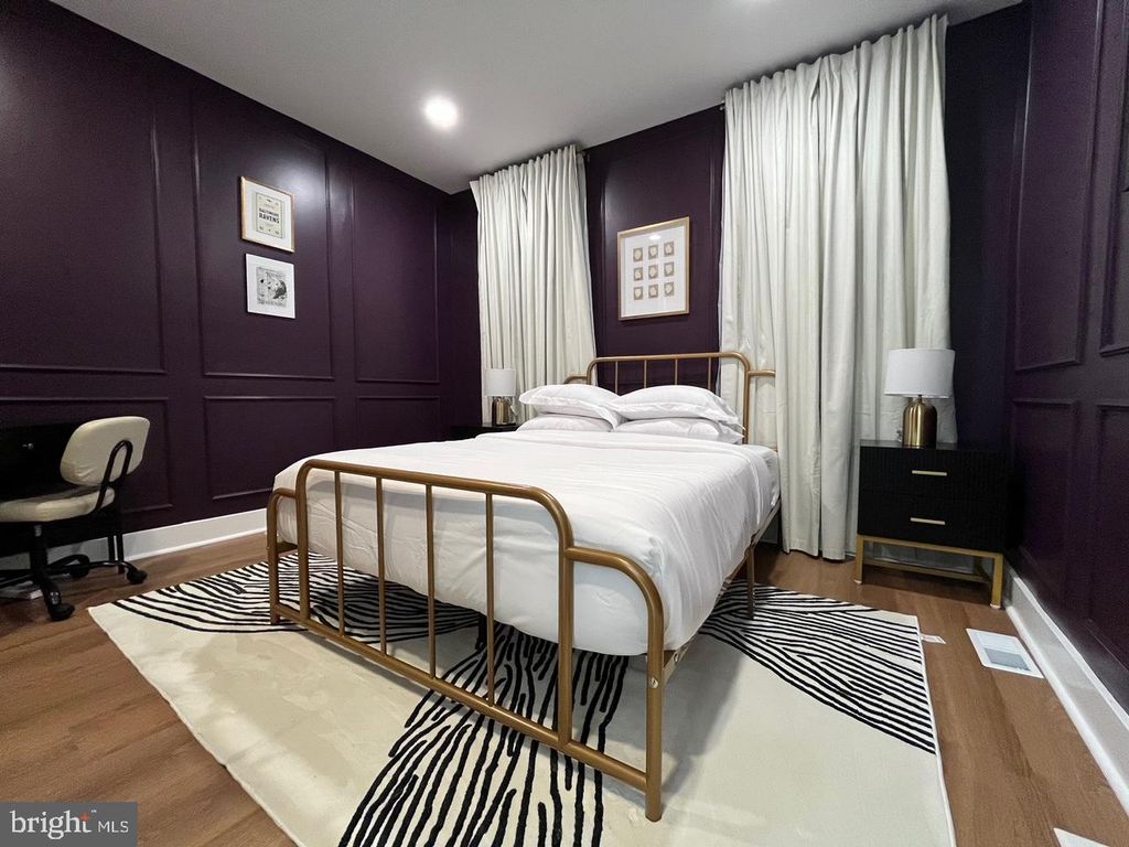 Image 17 of property listing at 129 N ROSE ST, Baltimore, MD 21224