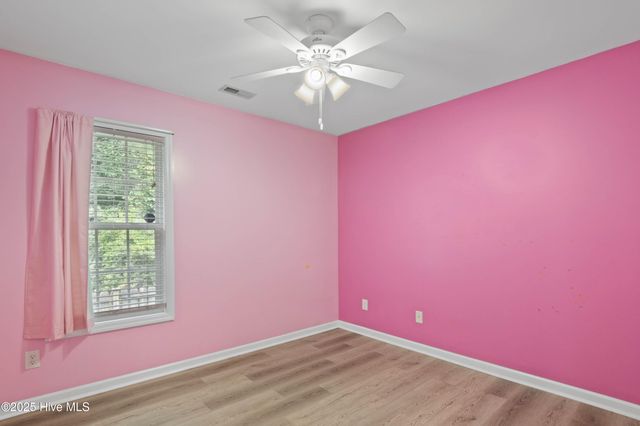 512 SW Southwest Ridge Drive, Richlands, NC 28574
