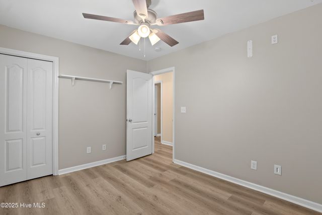 512 SW Southwest Ridge Drive, Richlands, NC 28574