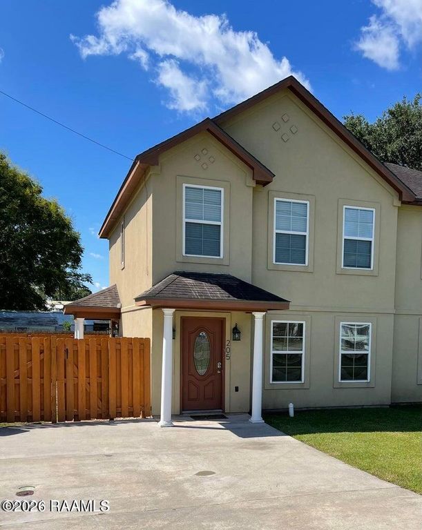 205 W Monroe Street A, Broussard, LA 70518