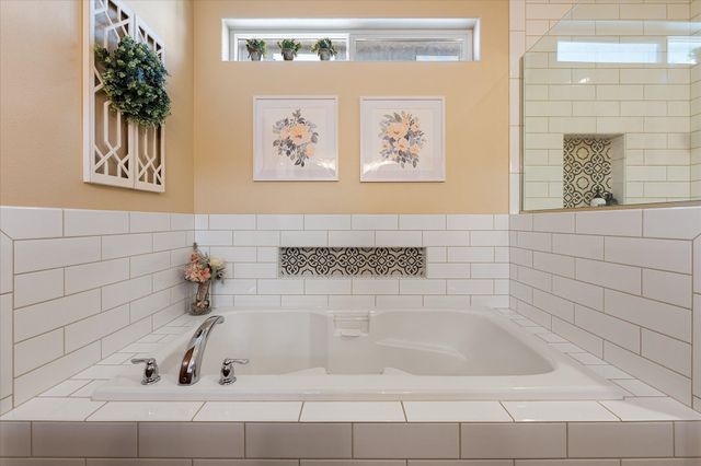 2019 S Sundance Dr, Spokane Valley, WA 99016