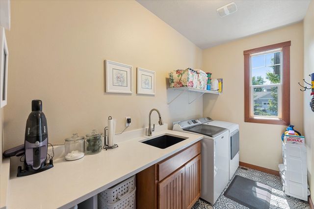 2019 S Sundance Dr, Spokane Valley, WA 99016