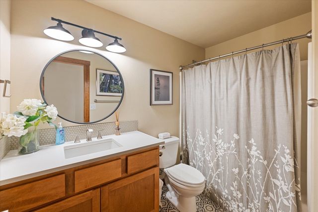 2019 S Sundance Dr, Spokane Valley, WA 99016