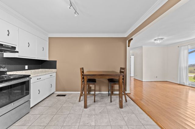 511 N Main St, Cornersville, TN 37047