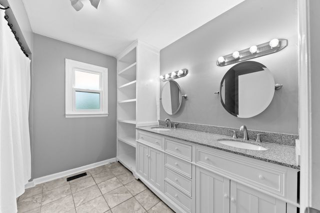 511 N Main St, Cornersville, TN 37047