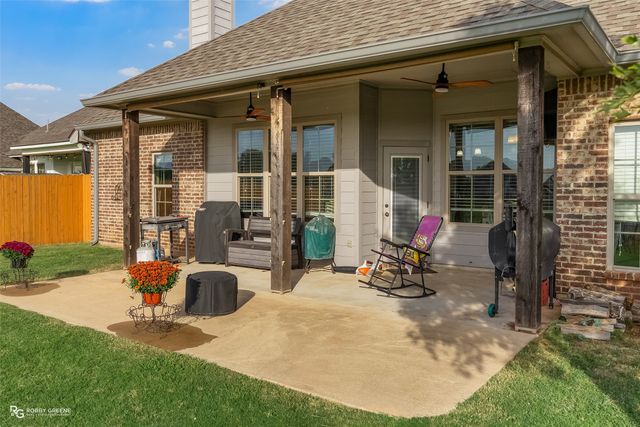 307 Newport Lane, Benton, LA 71006