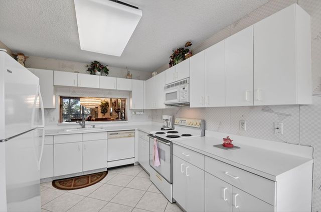 4735 Lucerne Lakes Blvd 306, Lake Worth, FL 33467