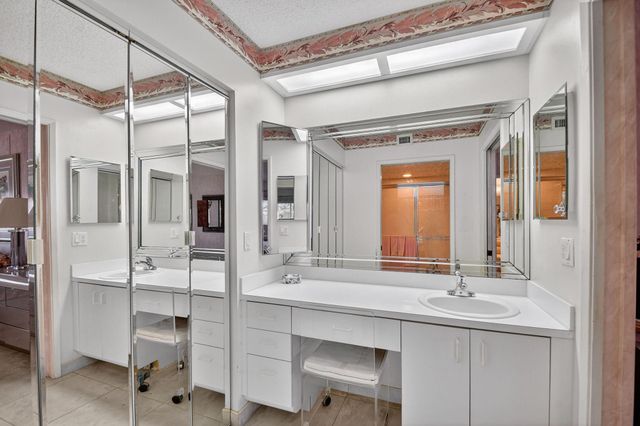 4735 Lucerne Lakes Blvd 306, Lake Worth, FL 33467