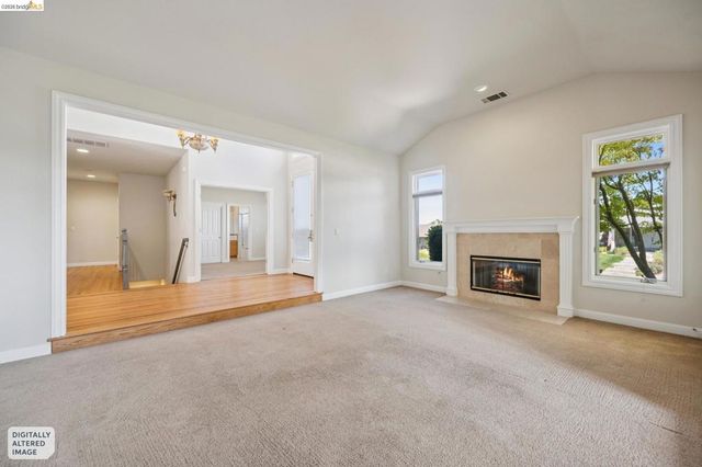 1920 Joseph Dr, Moraga, CA 94556
