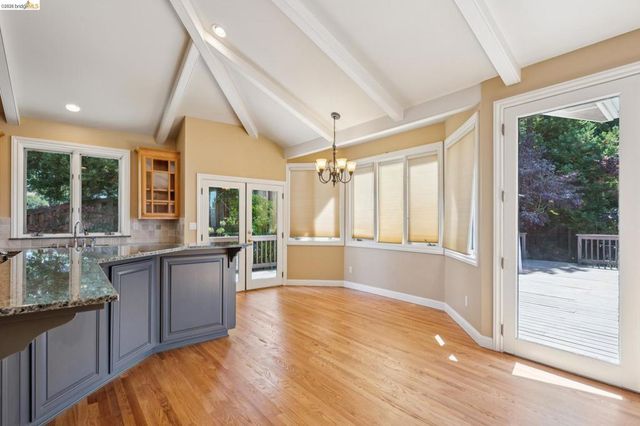 1920 Joseph Dr, Moraga, CA 94556