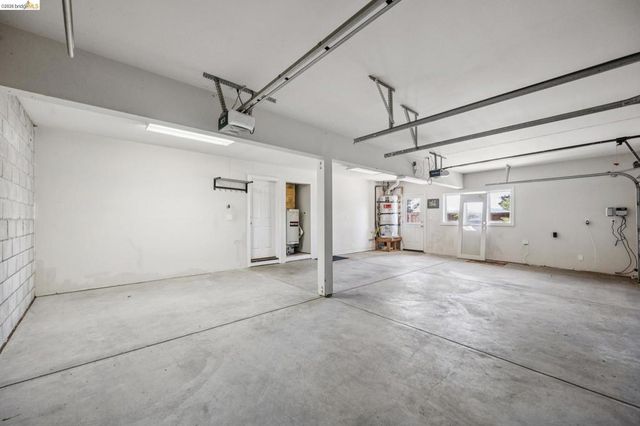 1920 Joseph Dr, Moraga, CA 94556