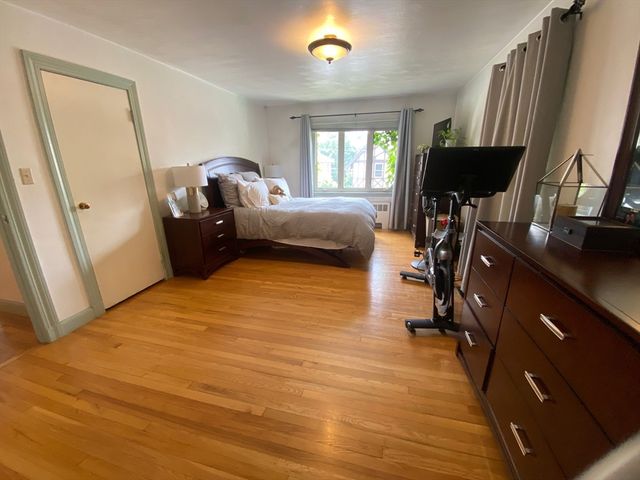 275 Tappan St 1, Brookline, MA 02446