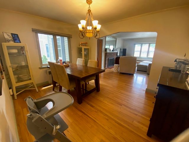 275 Tappan St 1, Brookline, MA 02446