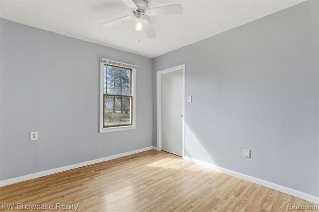 3503 Watkins Lake Road, Waterford, MI 48328