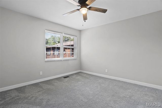 7965 Royal Arms Court, St Louis, MO 63123