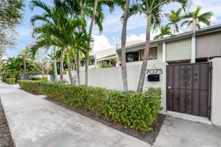 7075 SW 67th Avenue 14, South Miami, FL 33143