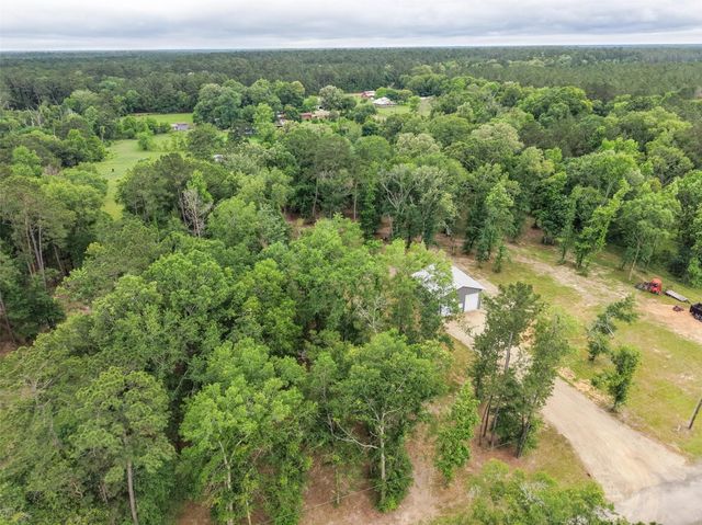 351 Oak Knoll Road, Cleveland, TX 77328