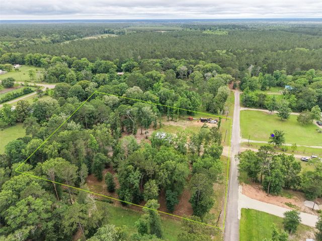 351 Oak Knoll Road, Cleveland, TX 77328